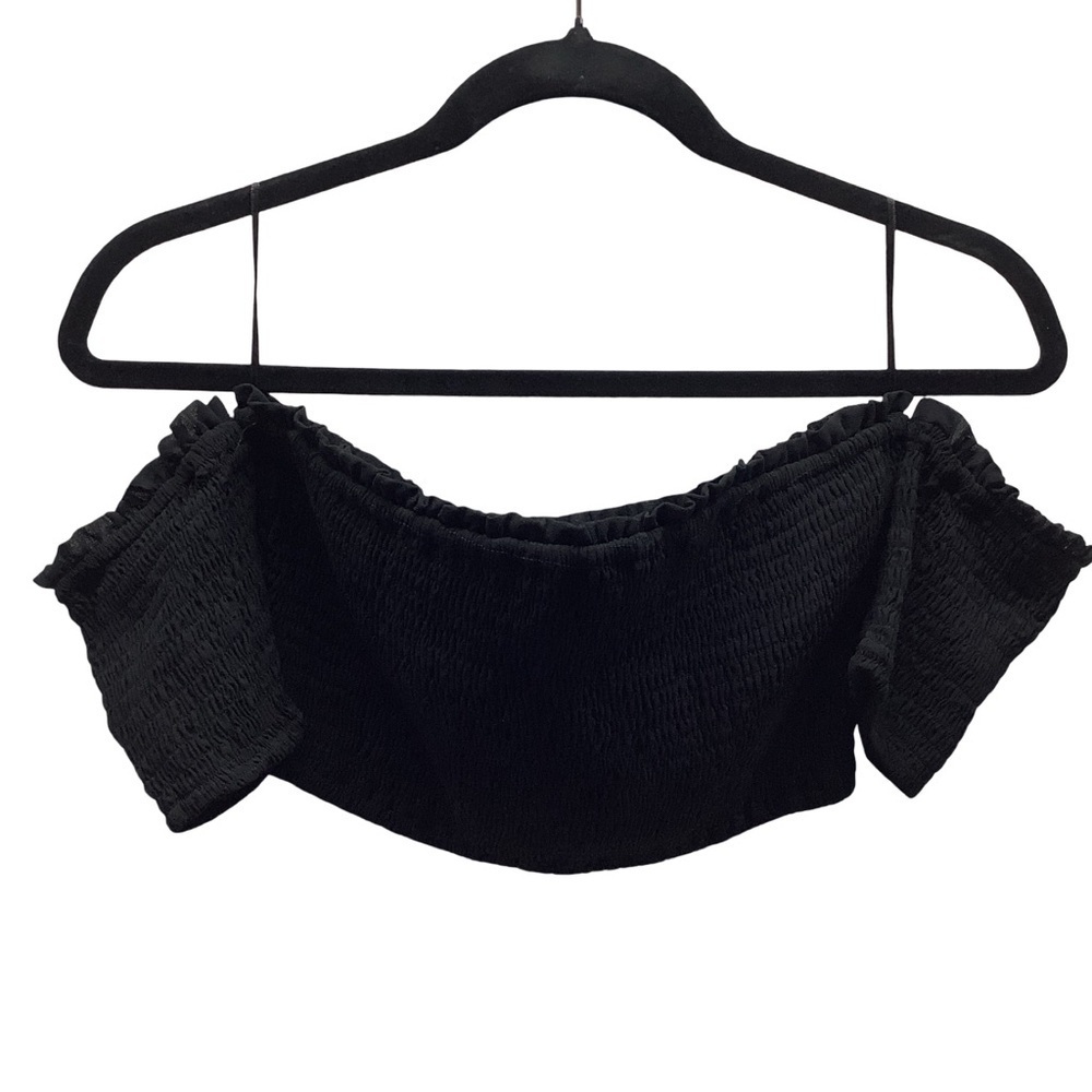 Miss Avenue Size Medium Black Off The Shoulder Smocked Top. Preloved